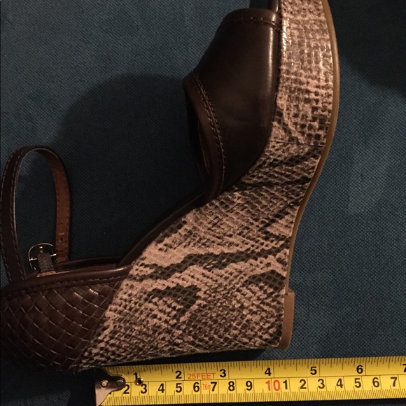 Banana Republic Wedges - Picture 9 of 13